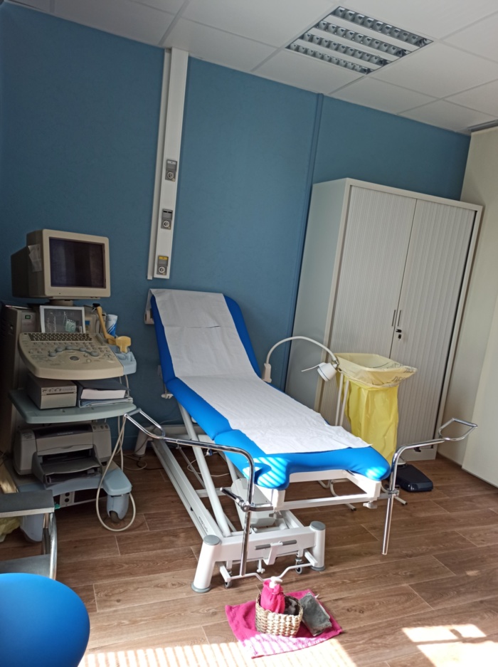 Table de massage pour futures mamans Table de massage pour futures mamans